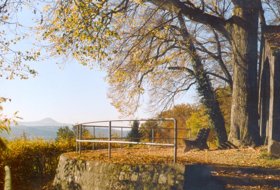 Blick vom Lindenfirst bei Schwäbisch Gmünd zum Hohenstaufen
