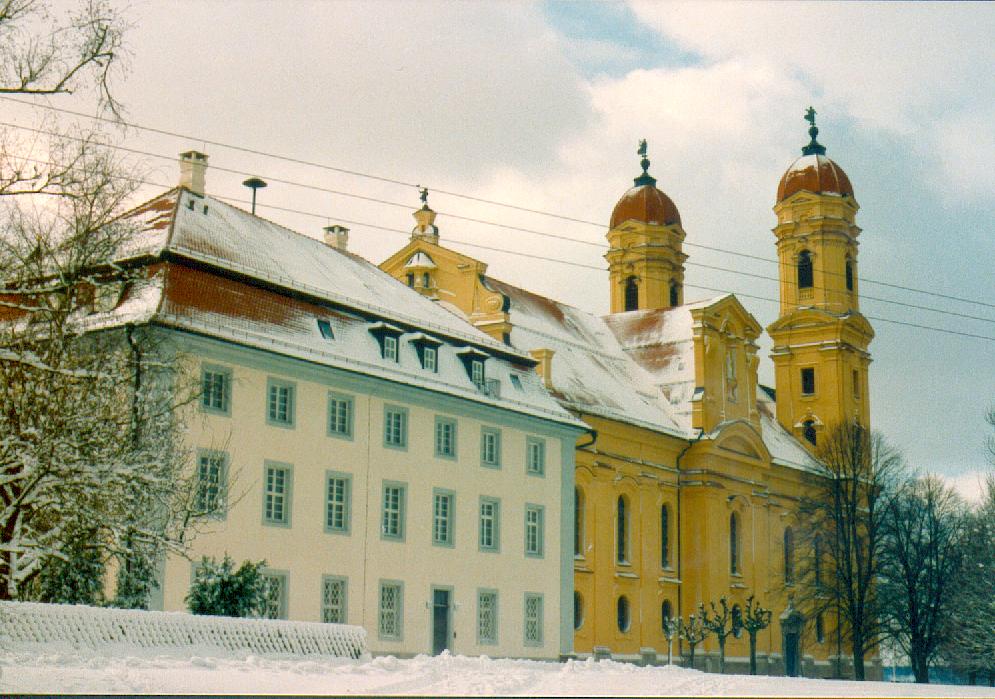 Exerzitienhaus und Wallfahrtskirche auf dem Schönenberg (22.02.1993 / WF)