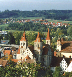 Blick vom Schloss auf Stiftskirche und Evang.Stadtkirche (Foto: Gerhard Rdinger)